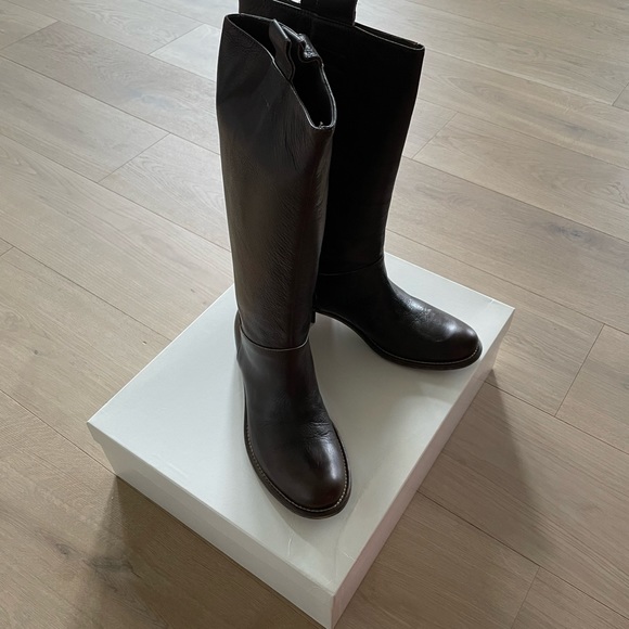 Gorgeous Gerard Darrel Boots from Paris - Picture 5 of 5
